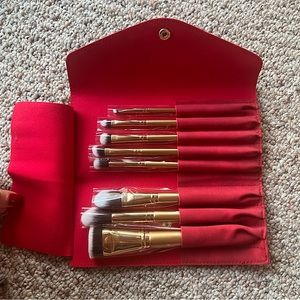 Luxie 8 Piece Glitter and Gold Brush Set